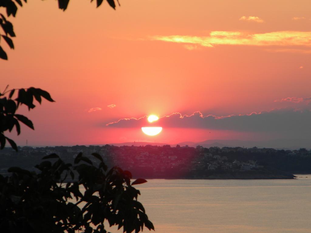 Guest House Maggy Sozopol Bagian luar foto