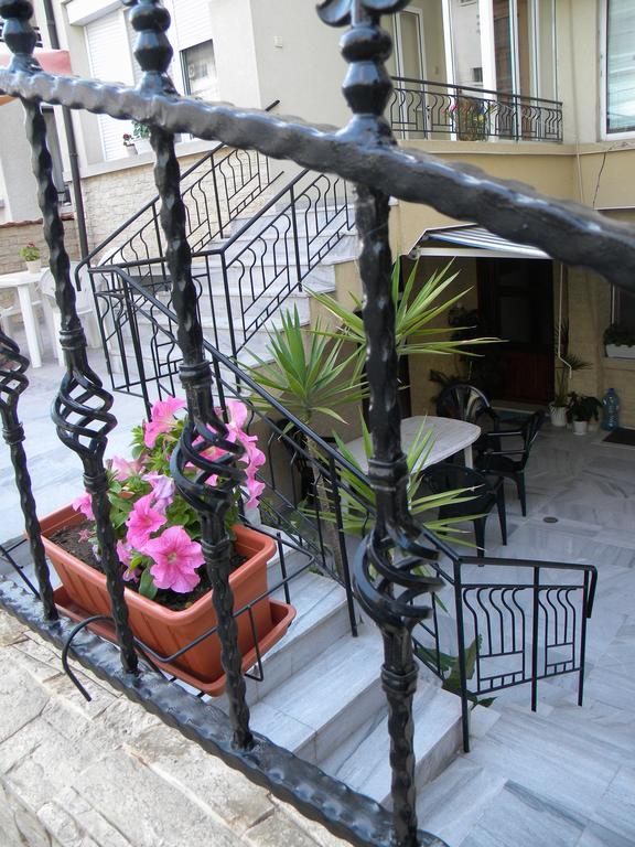 Guest House Maggy Sozopol Bagian luar foto