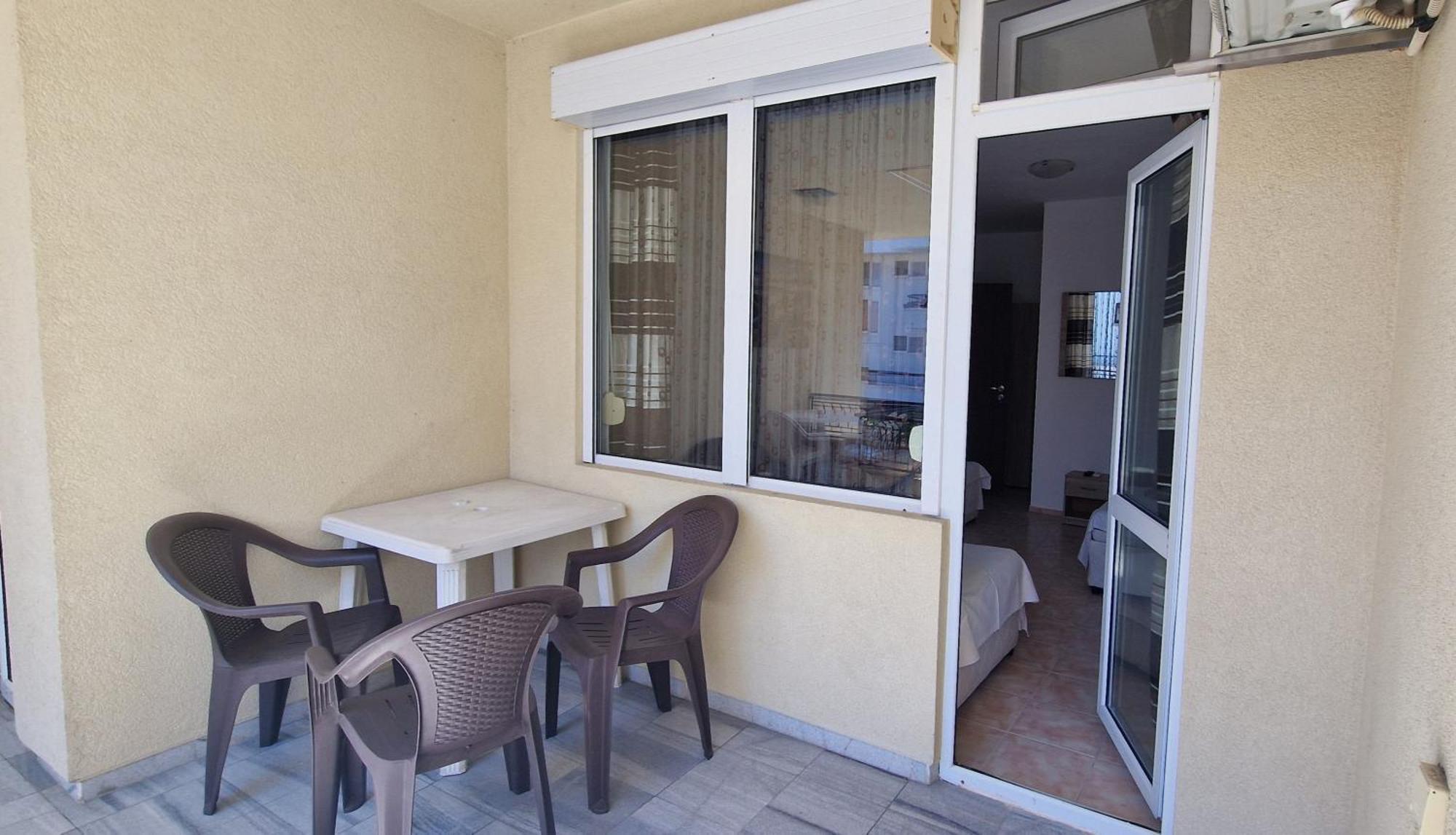 Guest House Maggy Sozopol Bagian luar foto