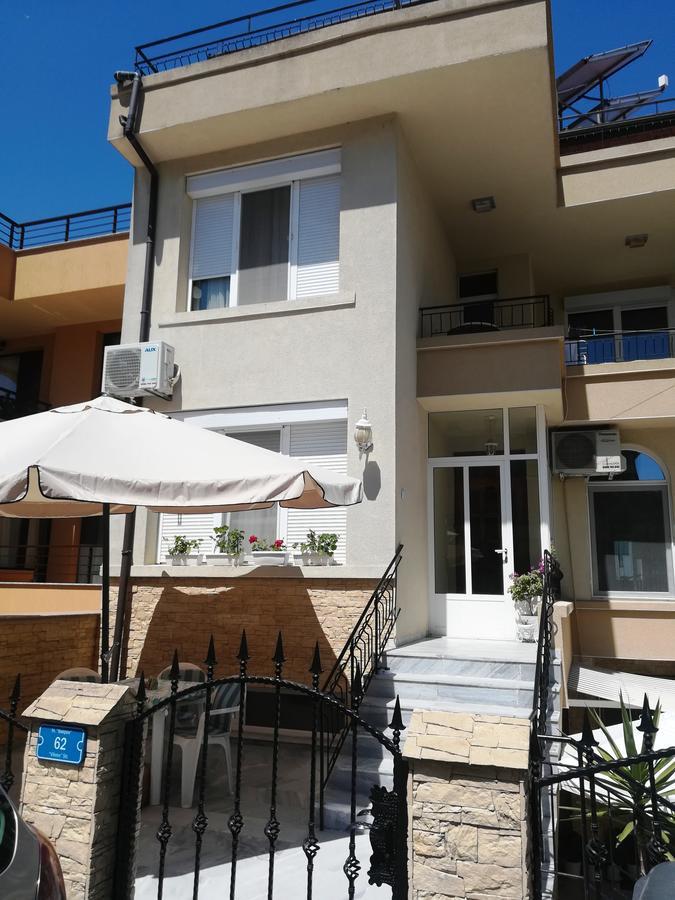 Guest House Maggy Sozopol Bagian luar foto